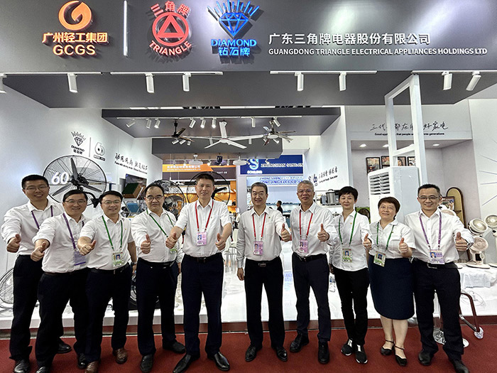 完美平台全程直播钻石牌发力双循环，六十年老字号全勤广交会